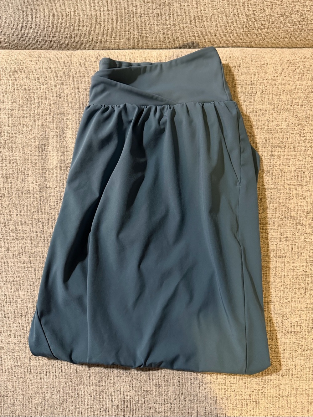 HALARA Wide-Leg Pants in Teal Blue